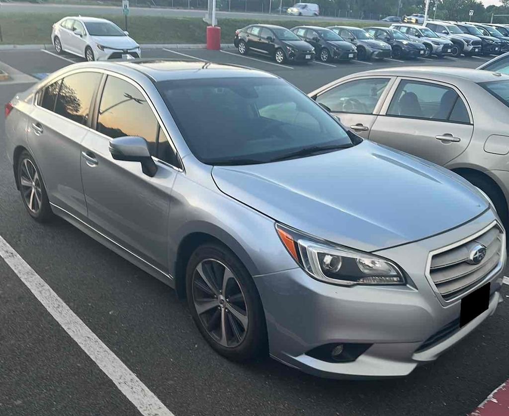Used 2017 Subaru Legacy 2.5i Limited image 2