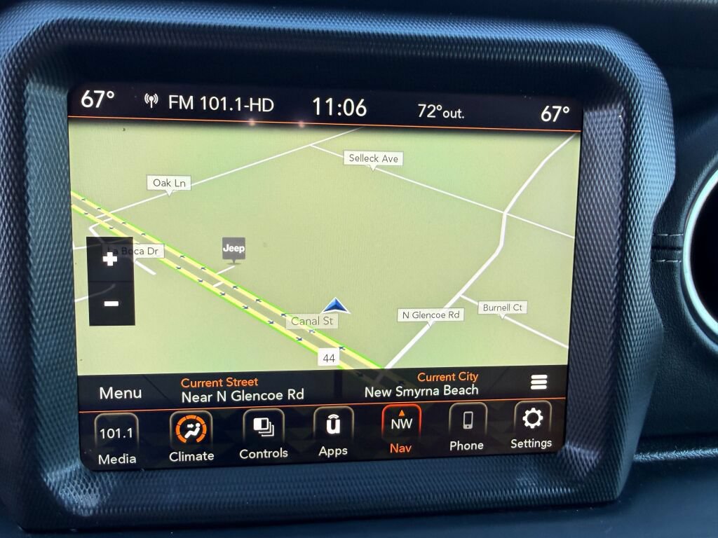 Used 2021 Jeep Wrangler Unlimited Sahara AWD/4WD image 25