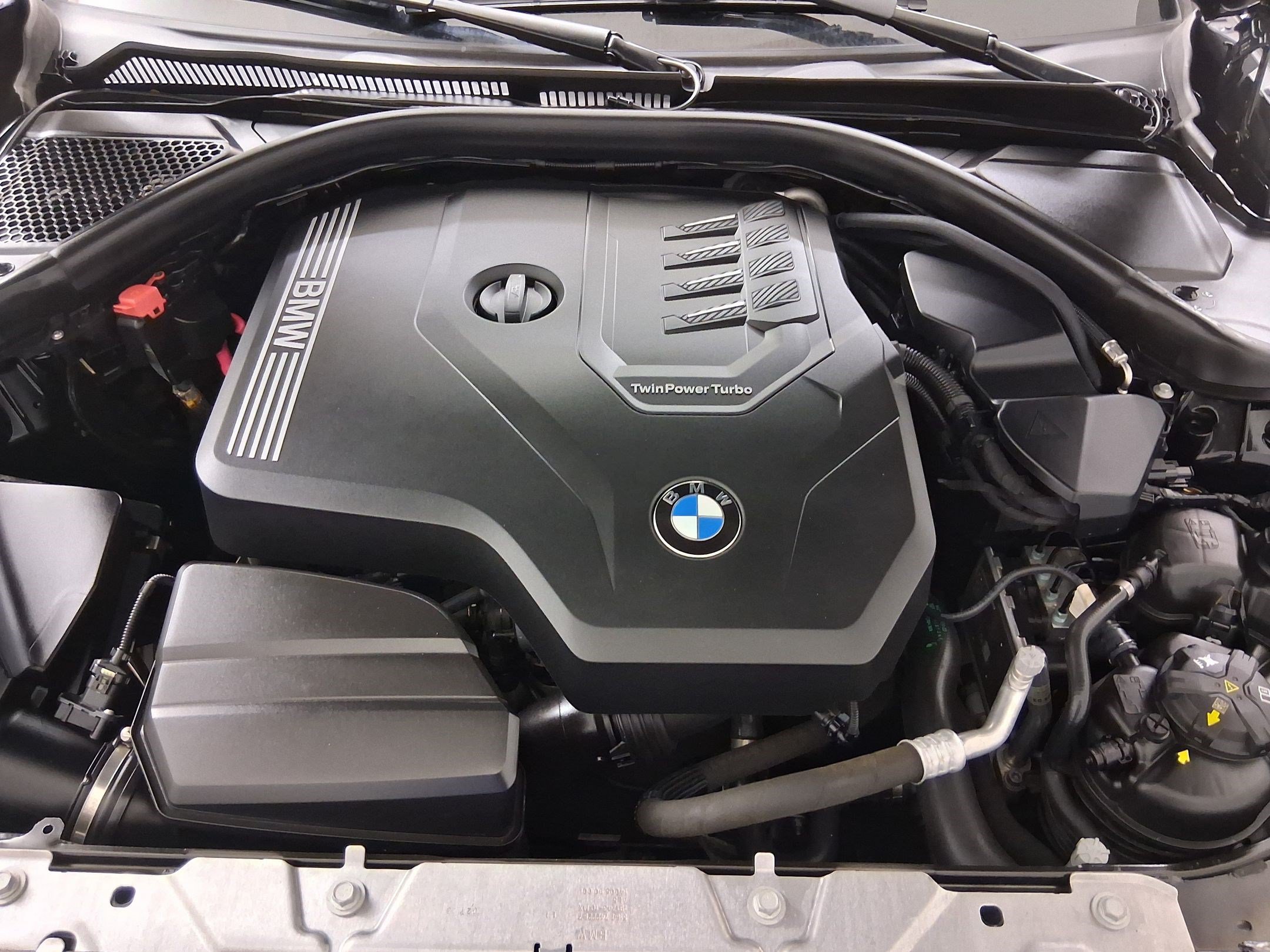 Certified 2023 BMW 330i Sedan w/ Convenience Package RWD image 32