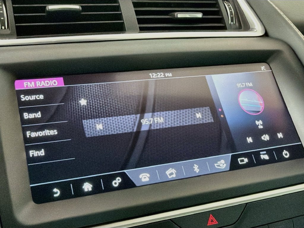 Used 2020 Jaguar E-PACE AWD/4WD image 14