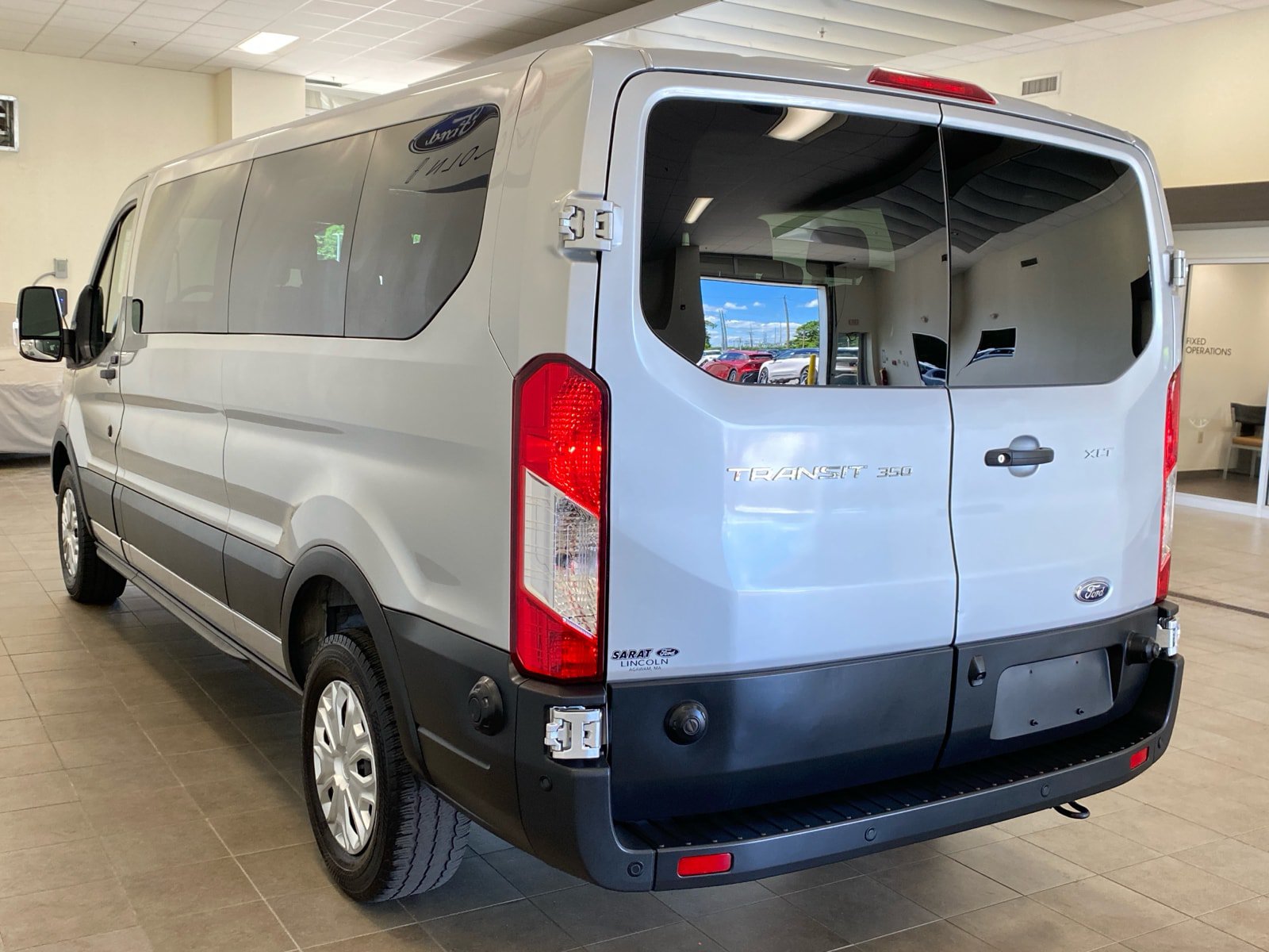 Used 2023 Ford Transit 350 XLT RWD image 5