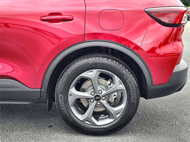 New 2025 Ford Escape ST-Line w/ Equipment Group 301A image 12