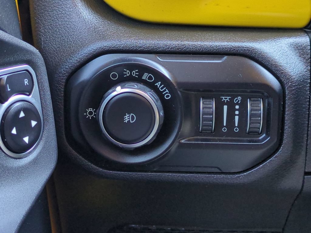 Used 2020 Jeep Wrangler Unlimited Sport AWD/4WD image 13
