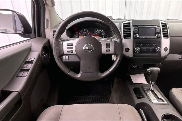 Used 2015 Nissan Xterra S w/ Nevada Tow Package AWD/4WD image 5