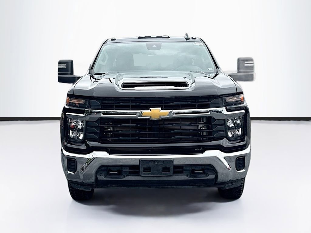 Certified 2024 Chevrolet Silverado 3500 LT image 2