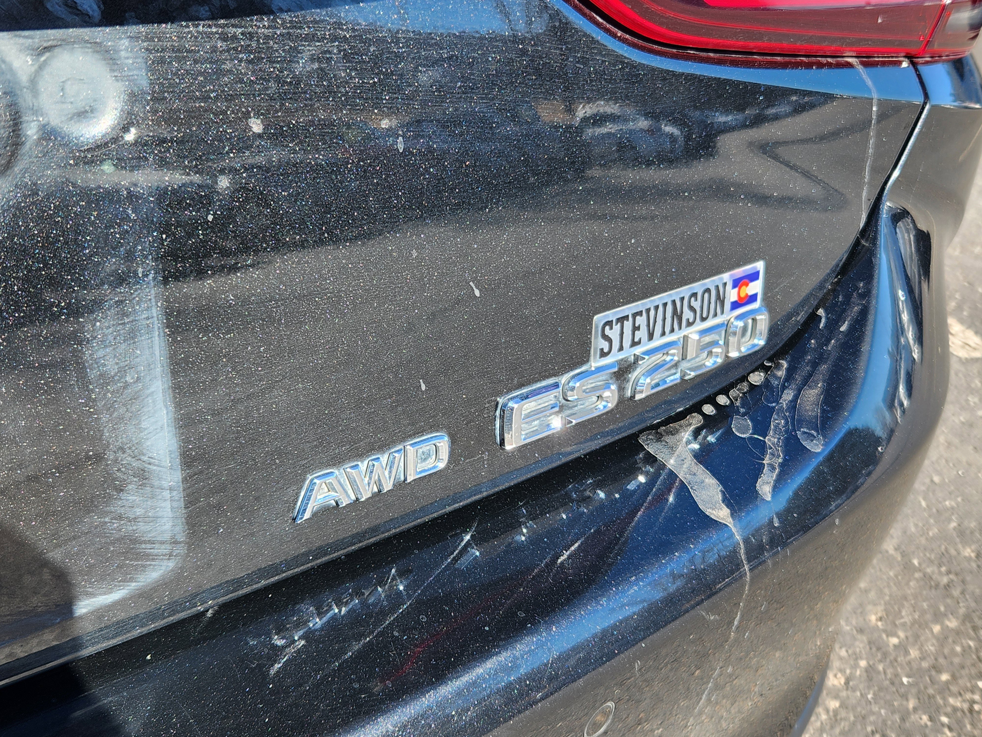 Used 2022 Lexus ES 250 w/ Premium Package image 19