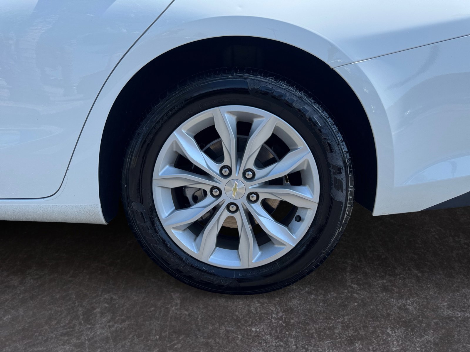 Used 2022 Chevrolet Malibu LT FWD image 14