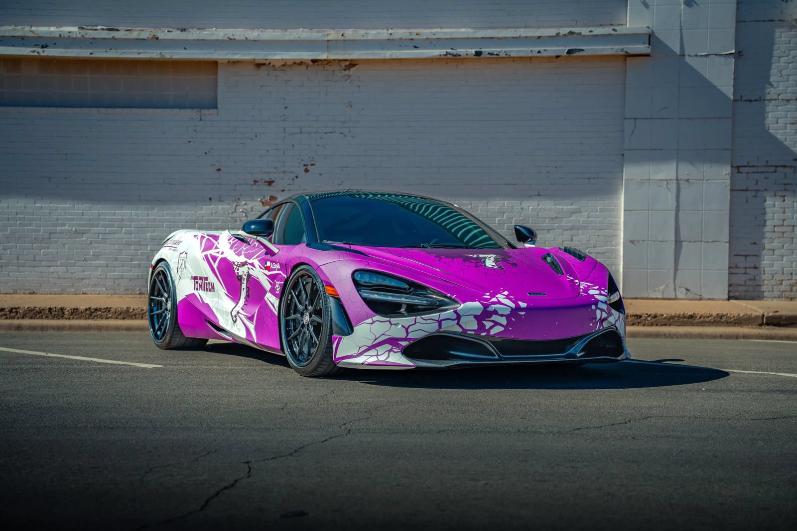 Used 2018 McLaren 720S RWD image 4