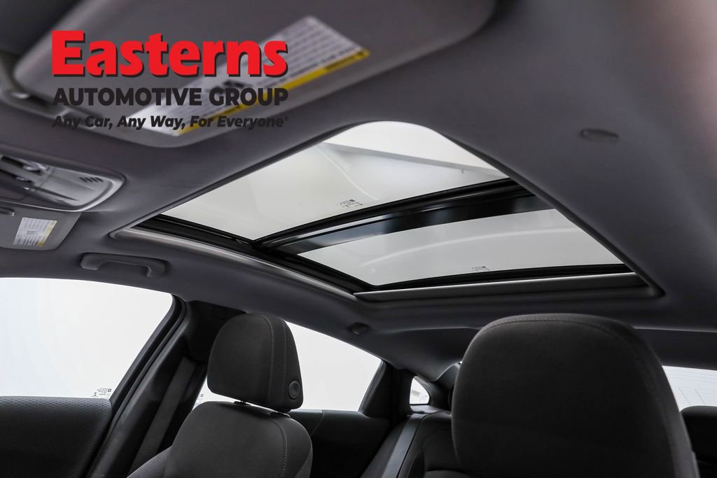 Used 2024 Chevrolet Malibu LT image 35