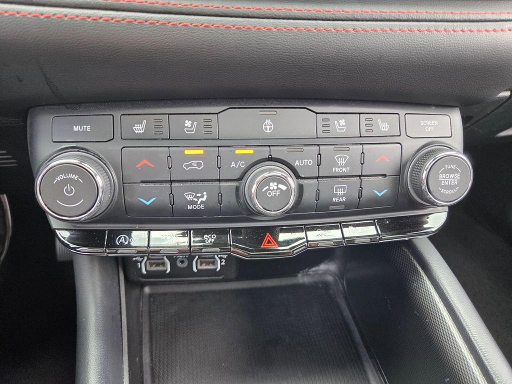 Used 2024 Dodge Durango GT RWD image 27