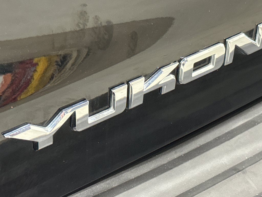 Used 2015 GMC Yukon Denali w/ Premium Package image 35