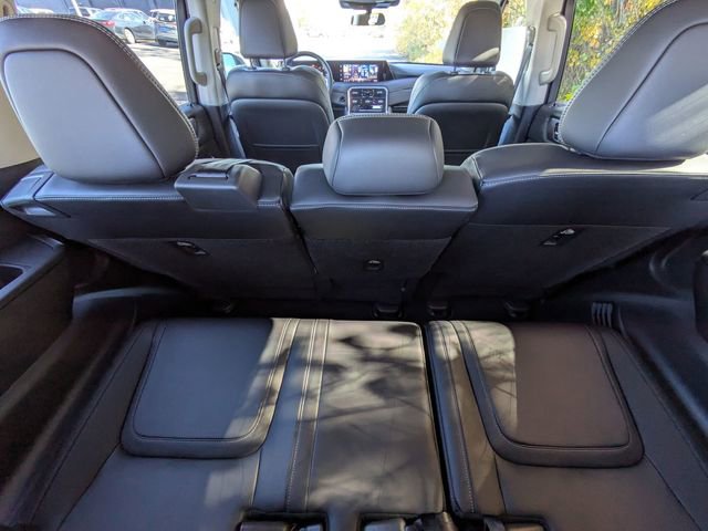 New 2026 Nissan Armada SV image 30