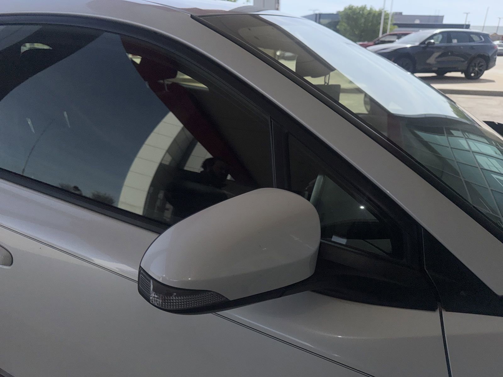 Used 2018 Toyota C-HR XLE image 18