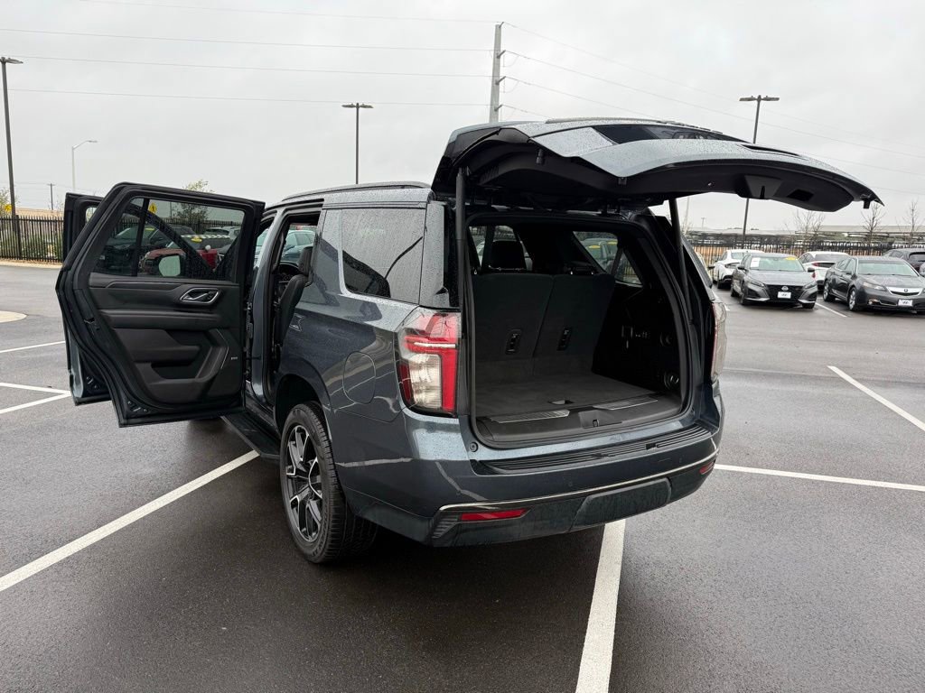 Used 2021 Chevrolet Tahoe RST w/ Luxury Package image 25