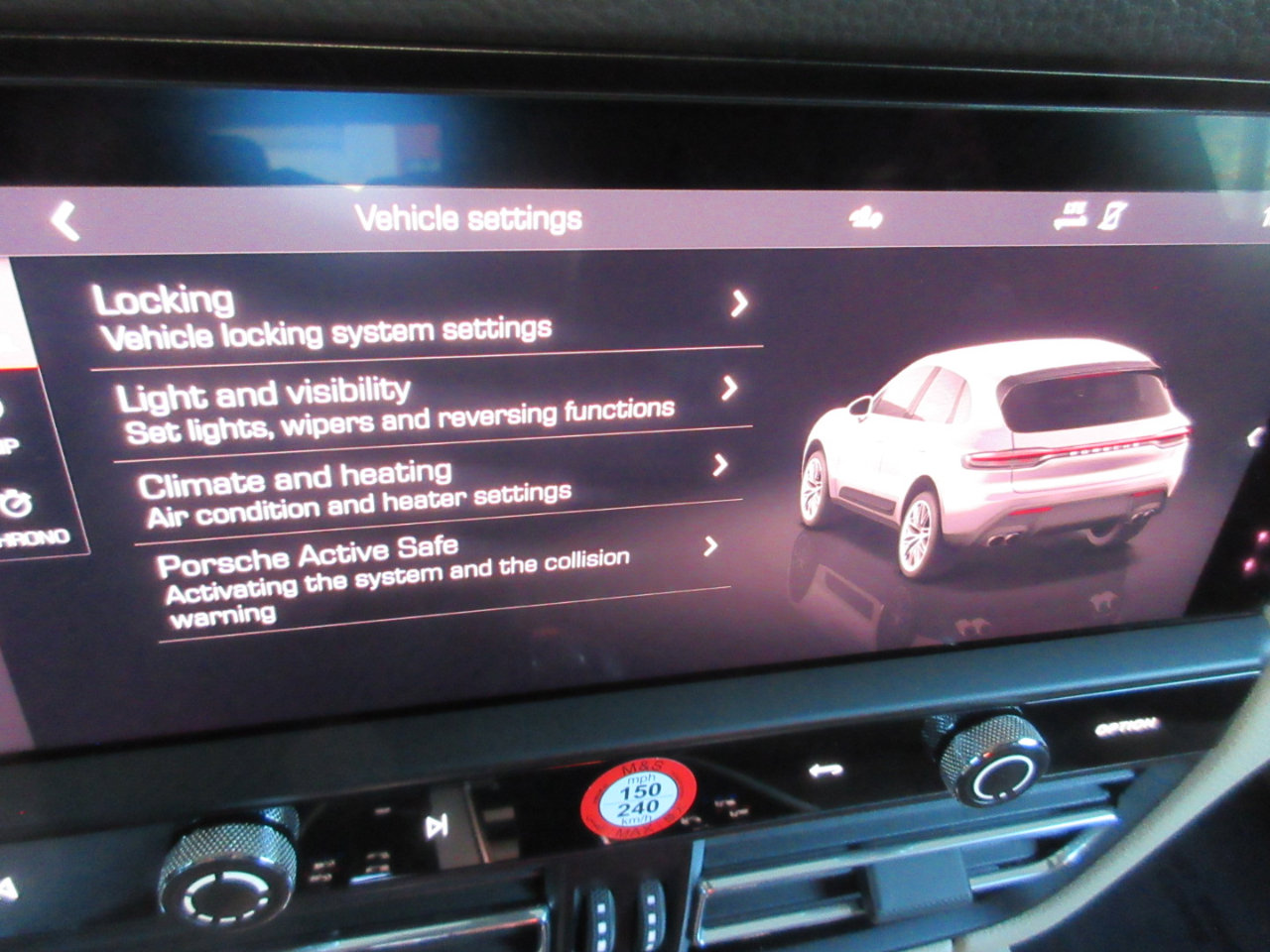 Used 2024 Porsche Macan image 64