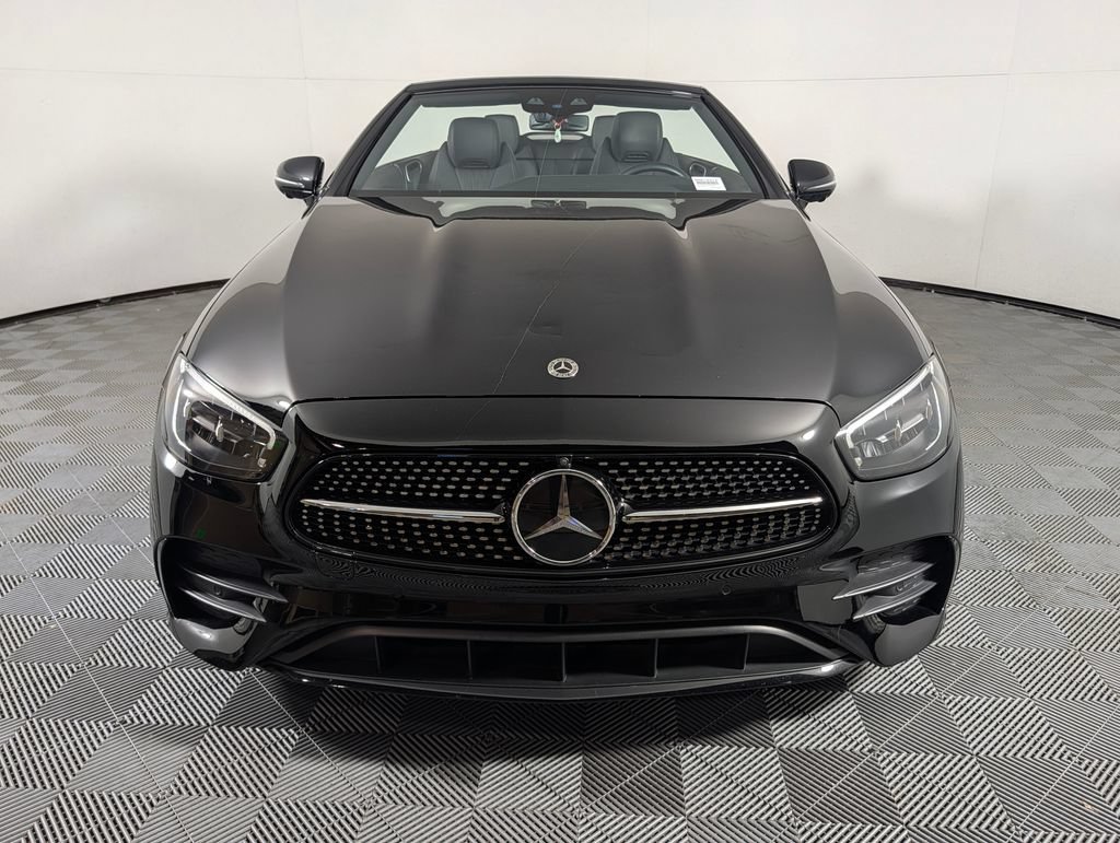 Used 2023 Mercedes-Benz E 450 Cabriolet image 9