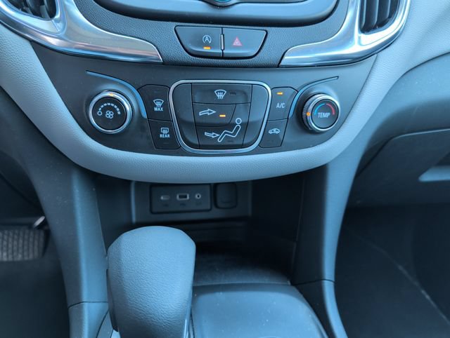 Used 2023 Chevrolet Equinox LS FWD image 17