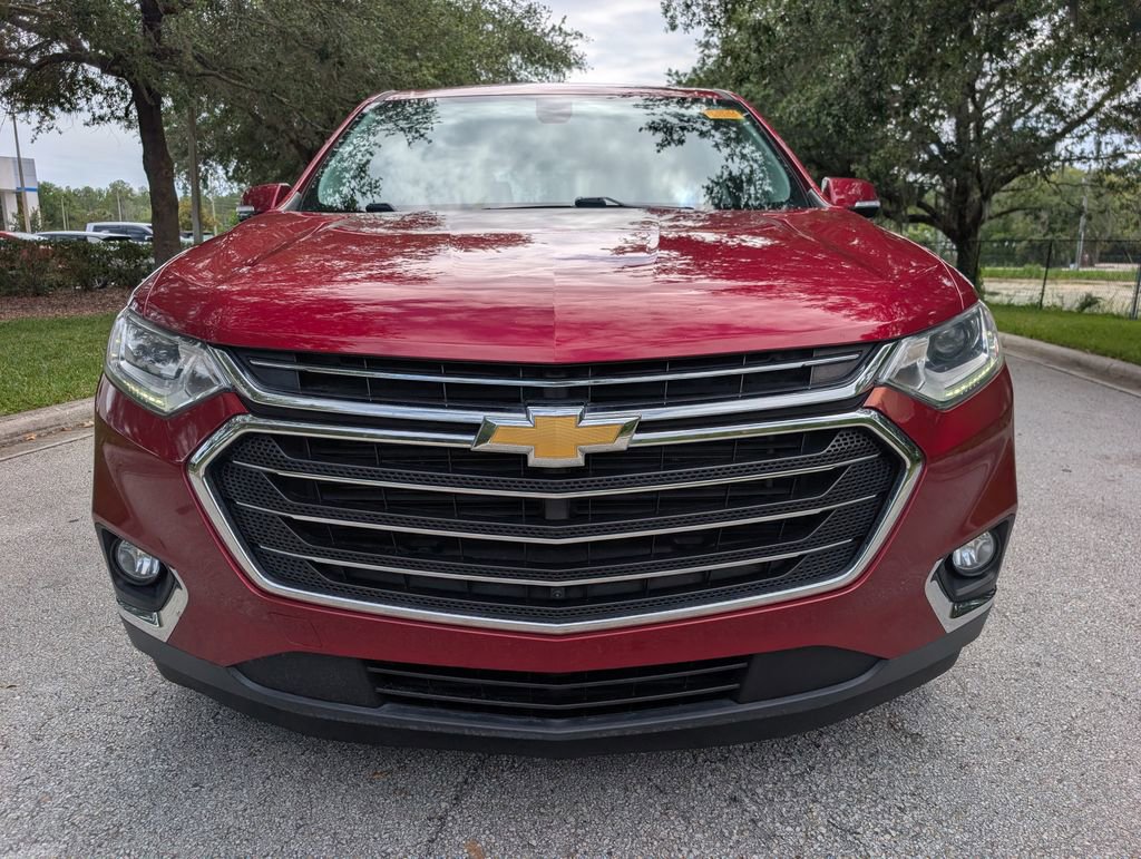 Used 2018 Chevrolet Traverse LT FWD image 2