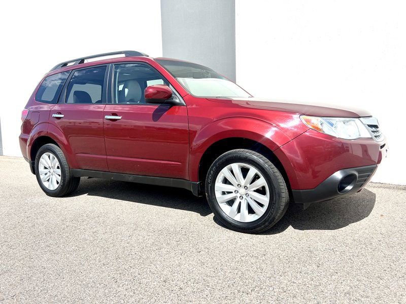 Used 2012 Subaru Forester 2.5X Premium AWD/4WD image 24