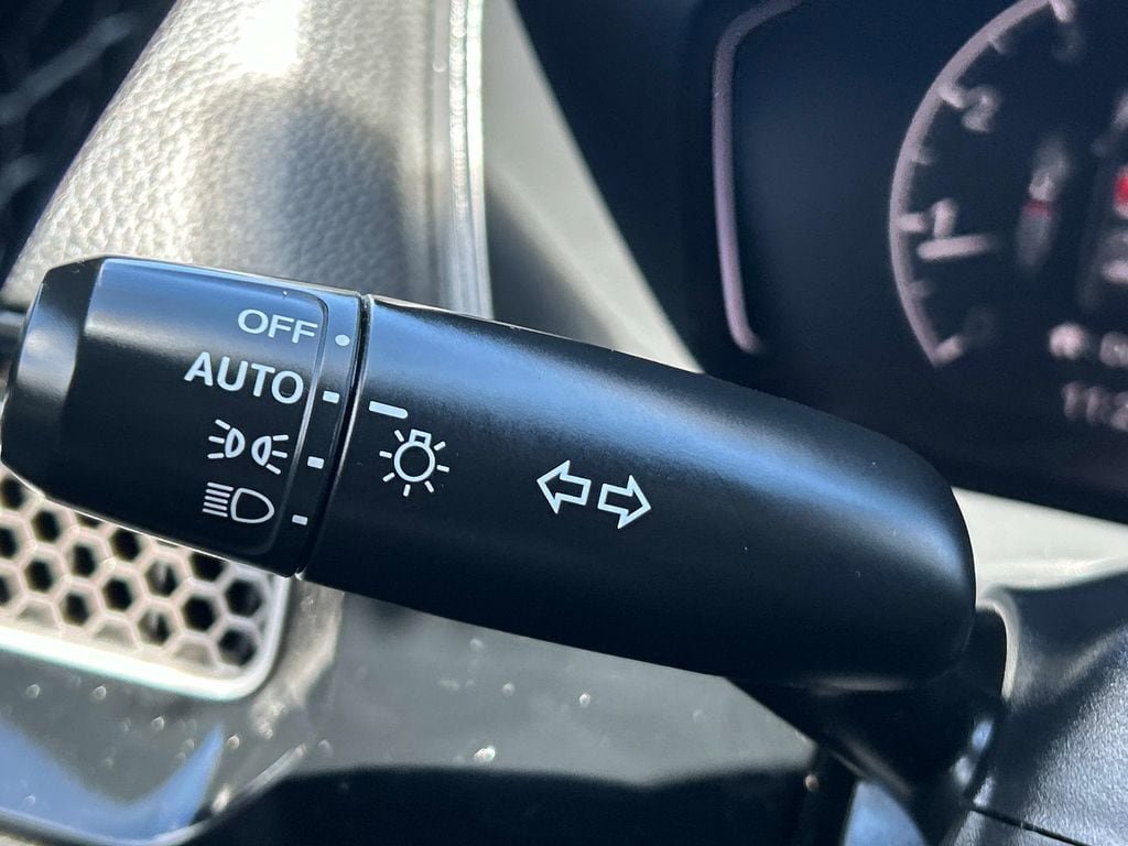 Used 2022 Honda Civic Sport image 25