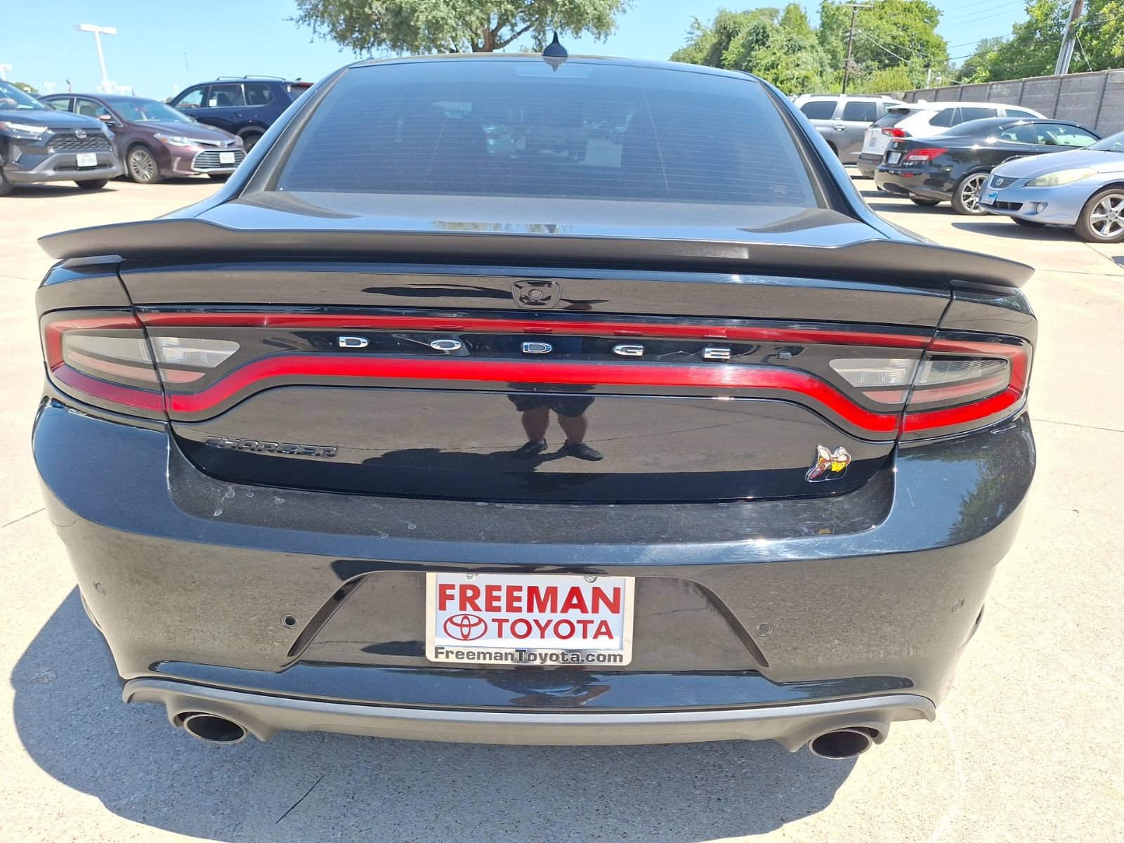 Used 2023 Dodge Charger Scat Pack w/ Harman/Kardon Audio Group RWD image 5