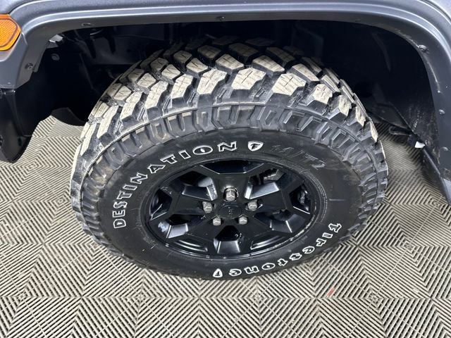 Used 2023 Jeep Wrangler Unlimited w/ Cold Weather Group image 9