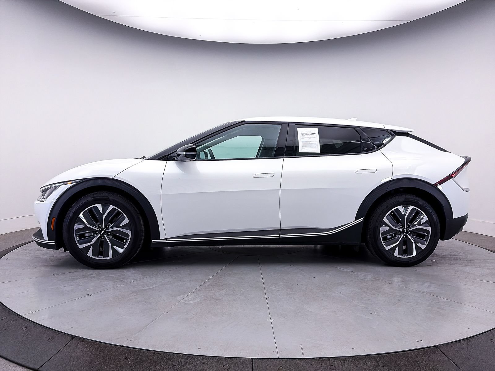Certified 2022 Kia EV6 Light RWD image 41