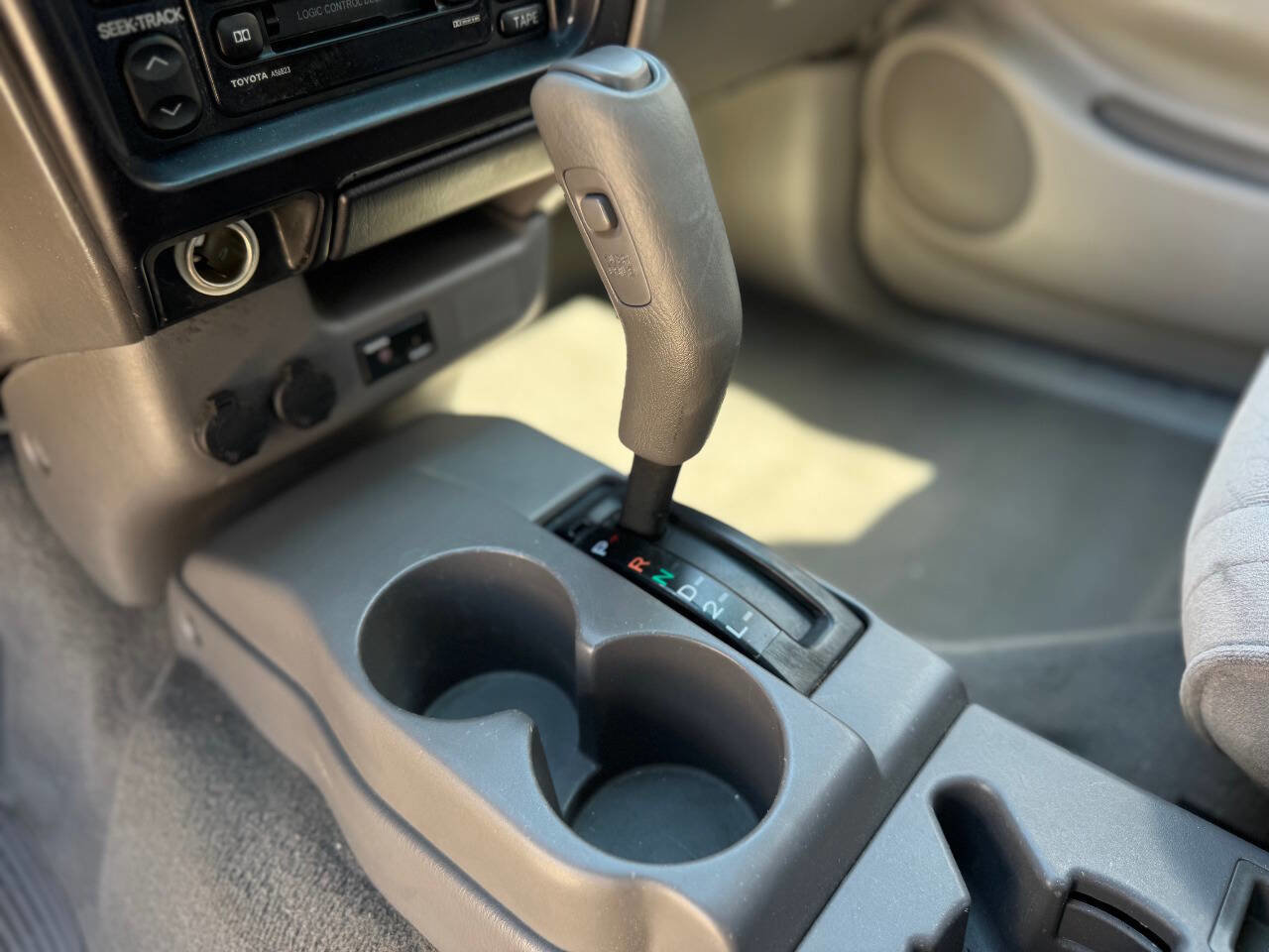 Used 2002 Toyota Tacoma PreRunner image 25