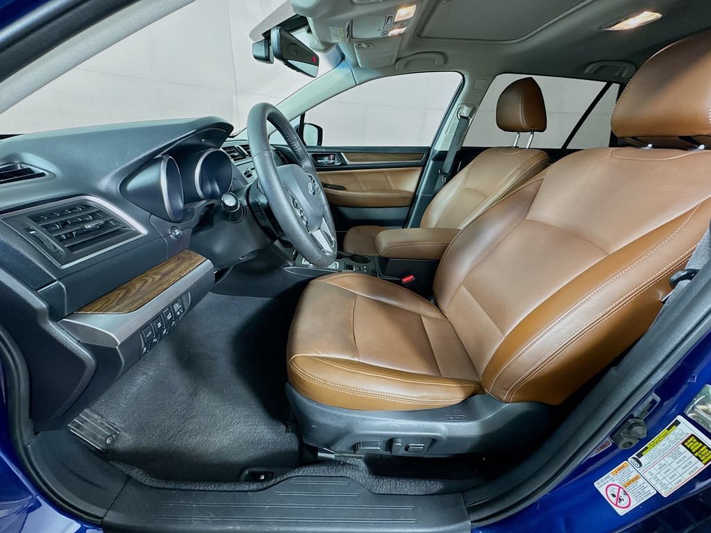 Used 2017 Subaru Outback 3.6R Touring w/ Popular Package #5A AWD/4WD image 24