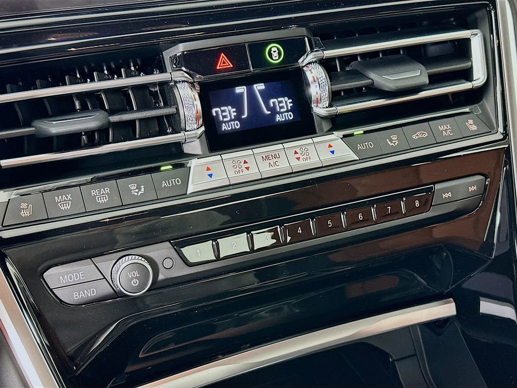 New 2026 BMW M850i xDrive Coupe w/ M Sport Professional Package image 21