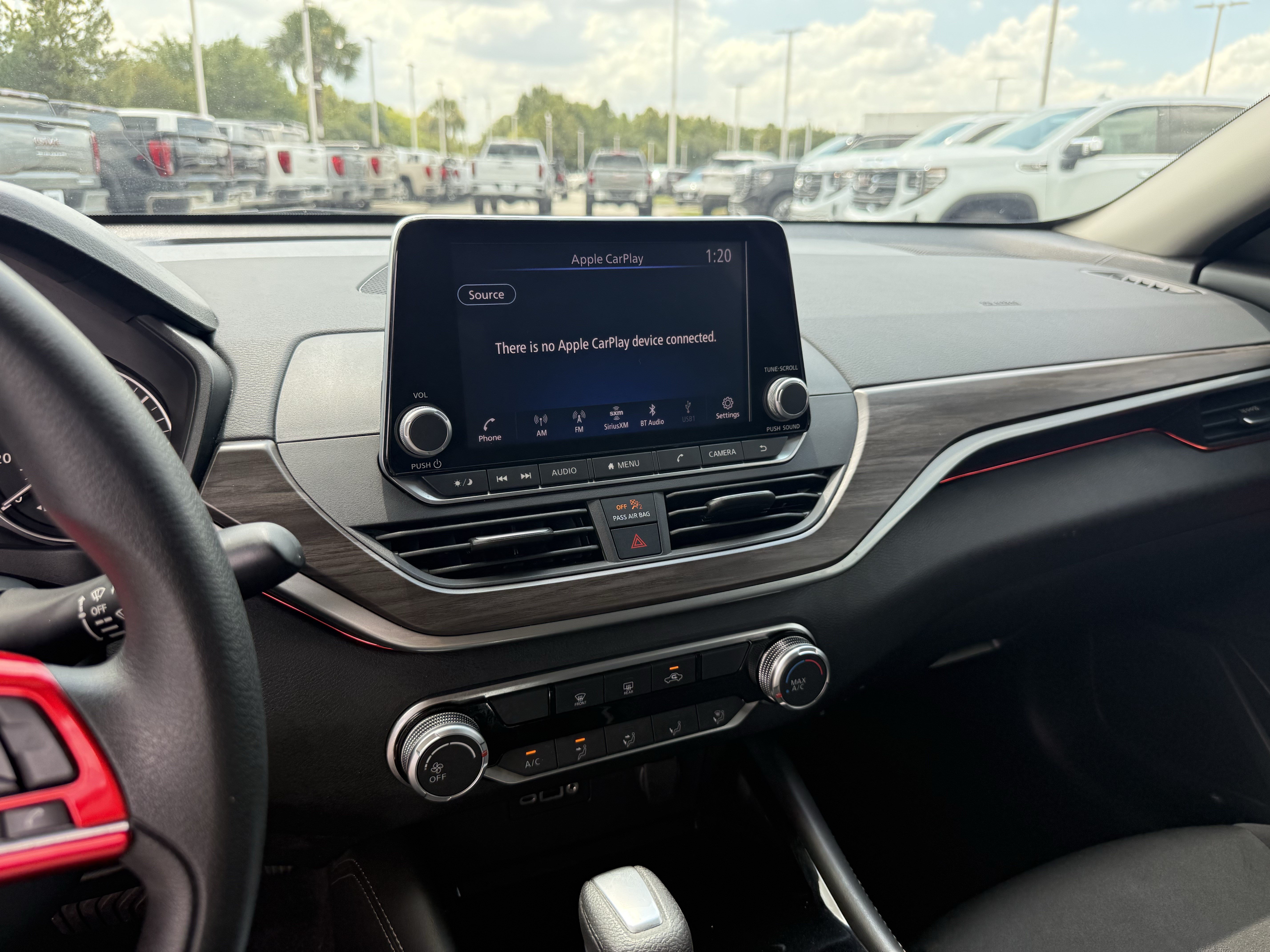 Used 2023 Nissan Altima 2.5 SV FWD image 19
