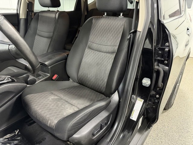 Used 2019 Nissan Rogue SV w/ Premium Package image 22