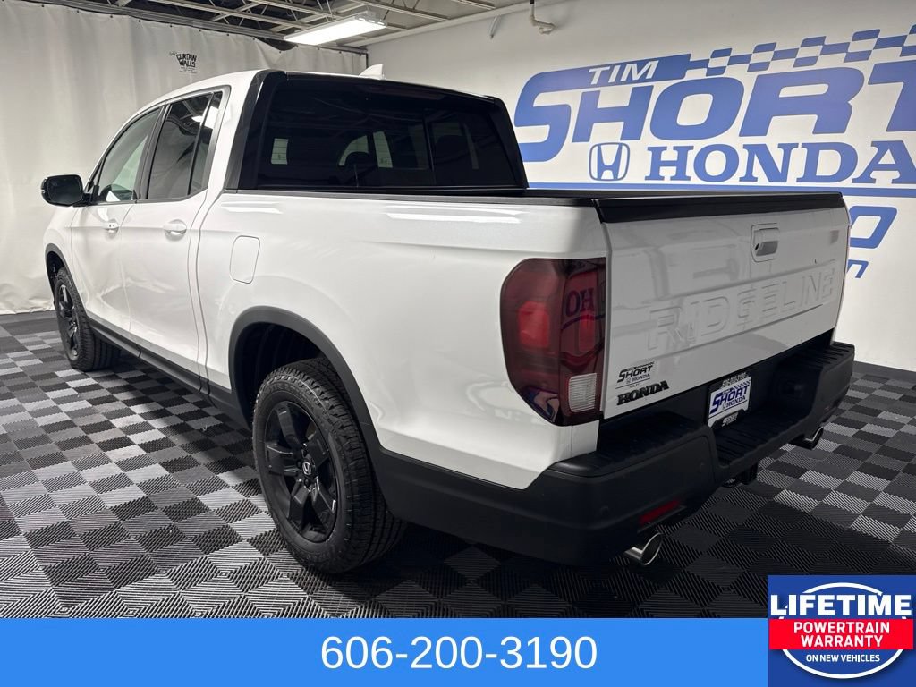 New 2026 Honda Ridgeline Black Edition image 10