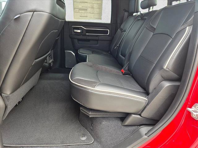 New 2026 RAM 2500 Laramie AWD/4WD image 16