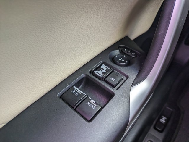 Used 2014 Honda Accord EX-L image 21
