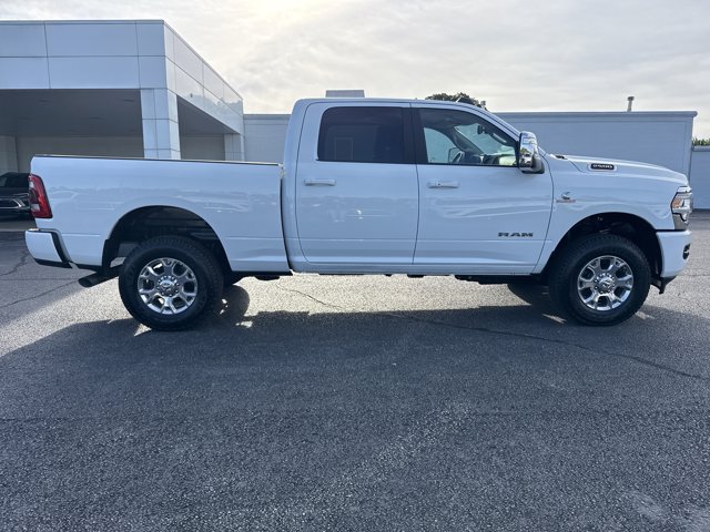 Used 2024 RAM 2500 Laramie AWD/4WD image 2