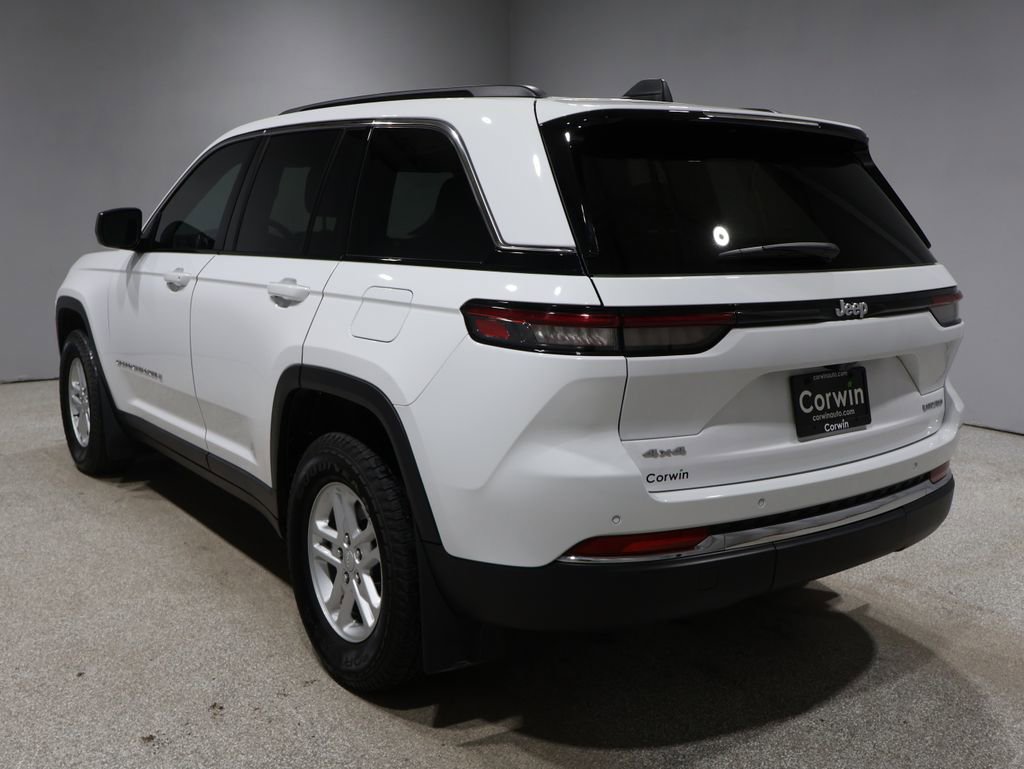 Used 2025 Jeep Grand Cherokee Laredo w/ Luxury Tech Group I image 5