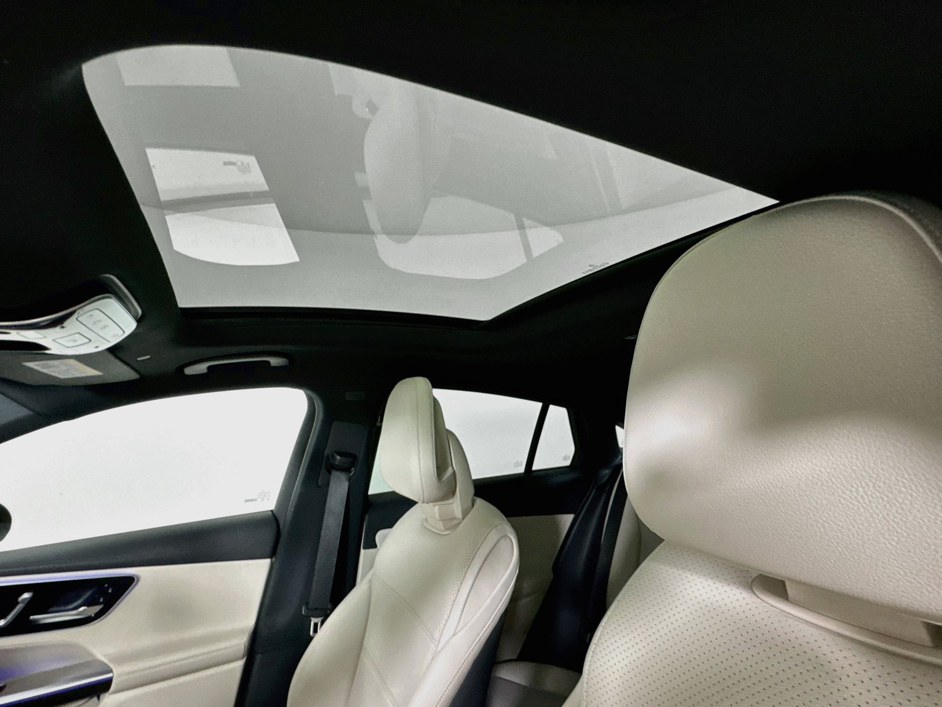 New 2027 Mercedes-Benz GLC 300 4MATIC image 24
