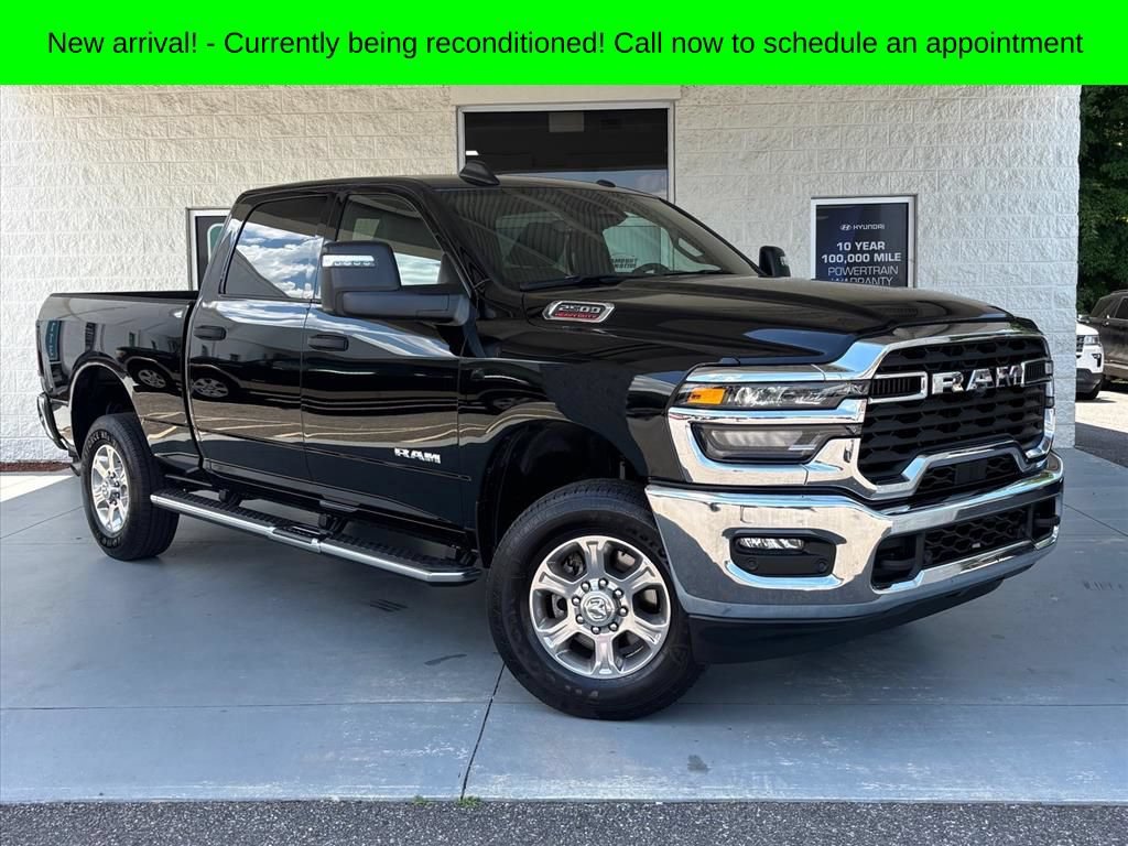 Used 2026 RAM 2500 Big Horn AWD/4WD image 1