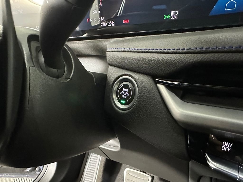 Used 2024 Cadillac XT4 Sport w/ Cold Weather Package image 16