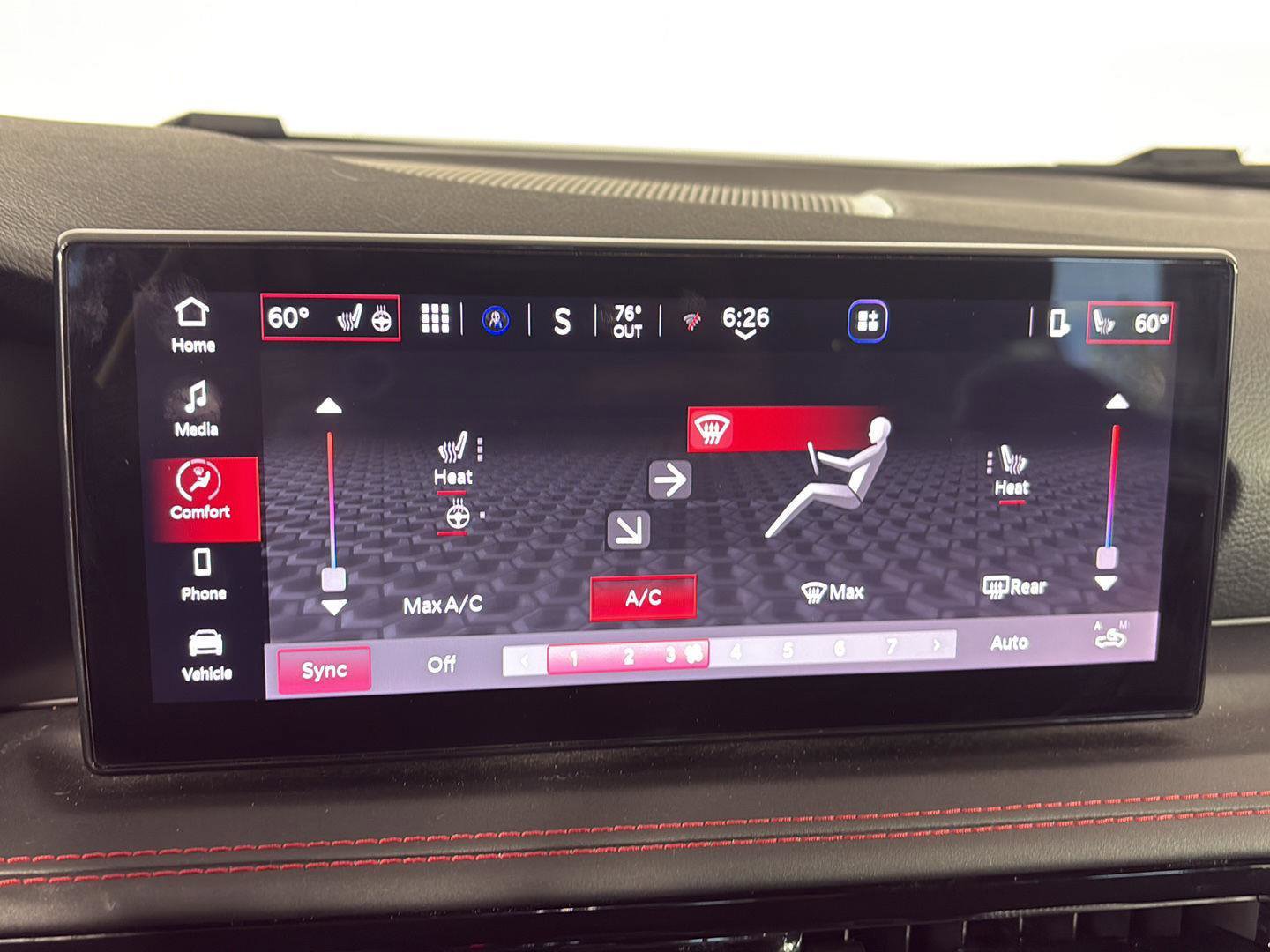 Used 2024 Dodge Hornet R/T w/ R/T Blacktop Package AWD/4WD image 29