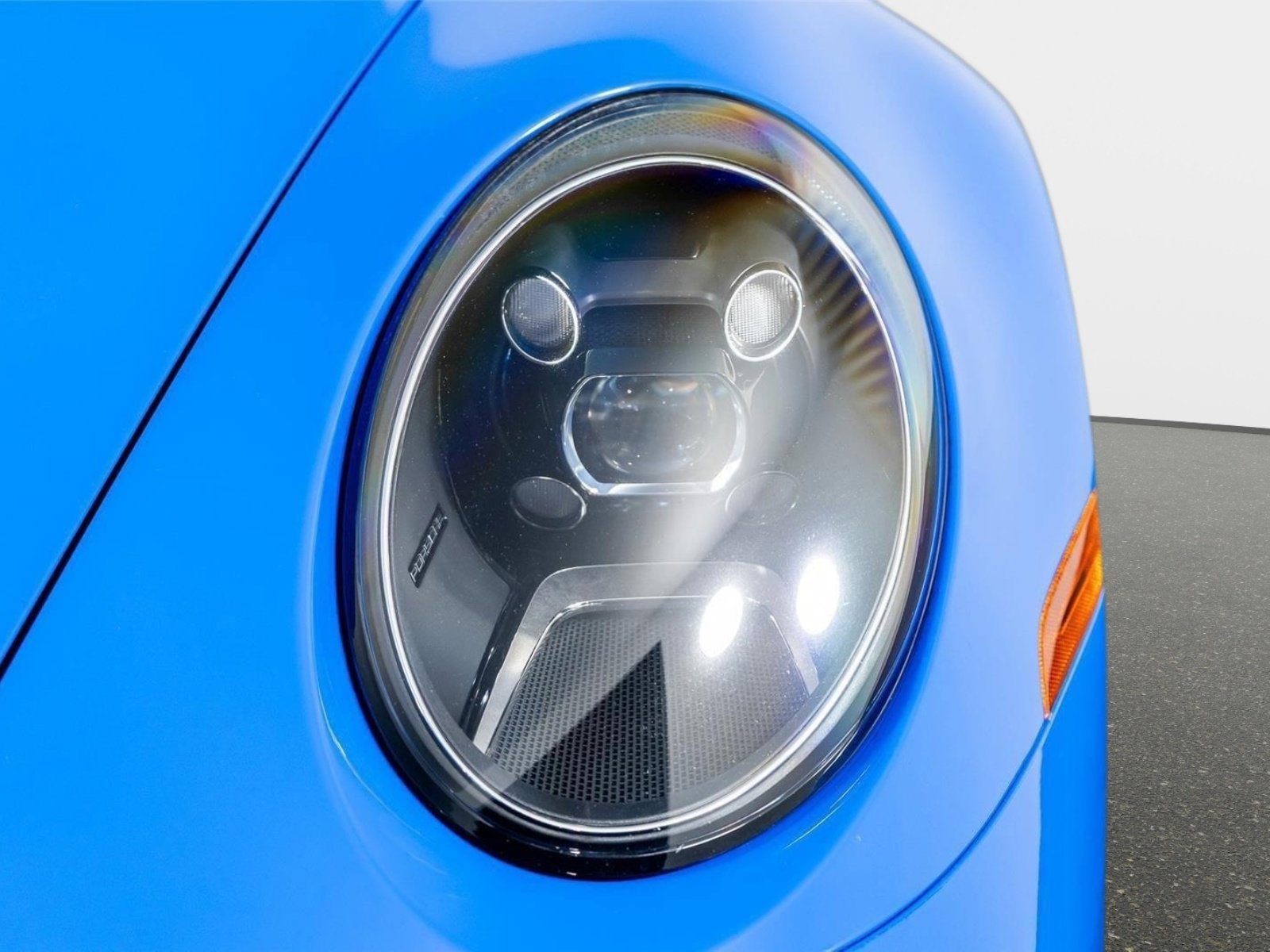 Used 2022 Porsche 911 Carrera RWD image 24