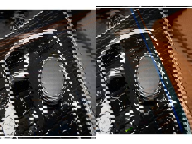 New 2026 BMW X5 xDrive50e w/ Premium Package image 65