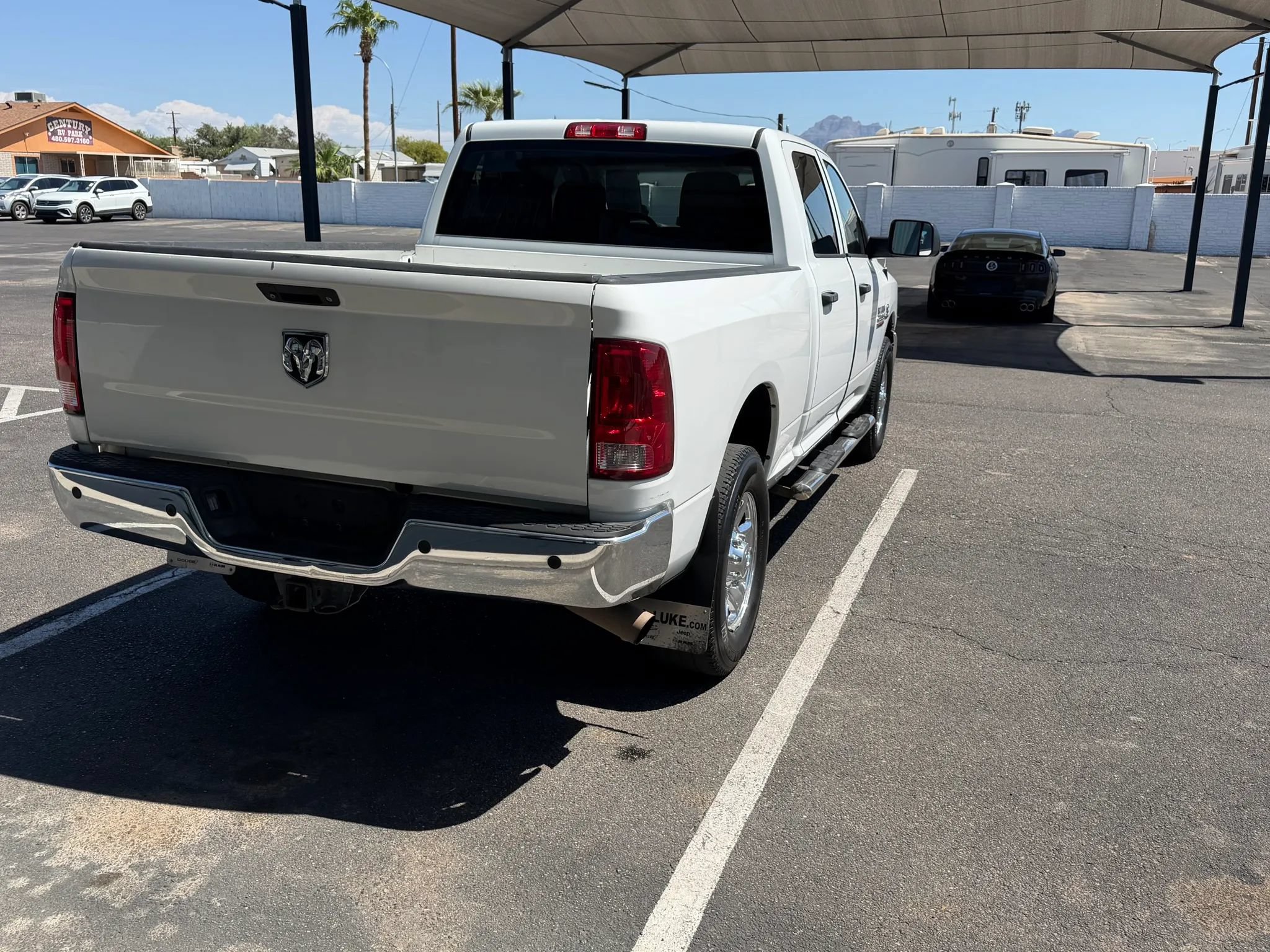 Used 2014 RAM 2500 Tradesman w/ Chrome Appearance Group RWD image 9