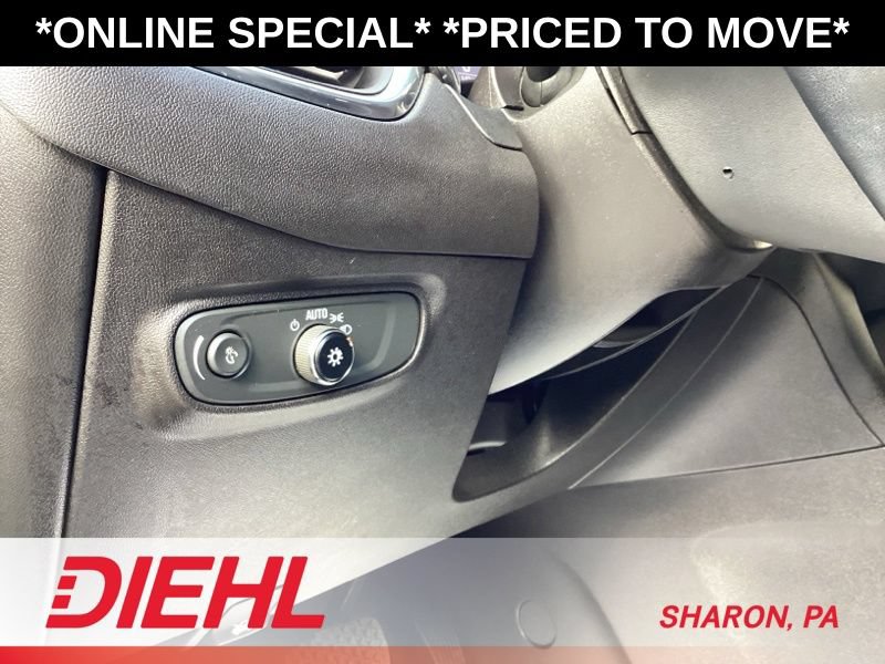 Used 2023 Chevrolet Equinox LT AWD/4WD image 24