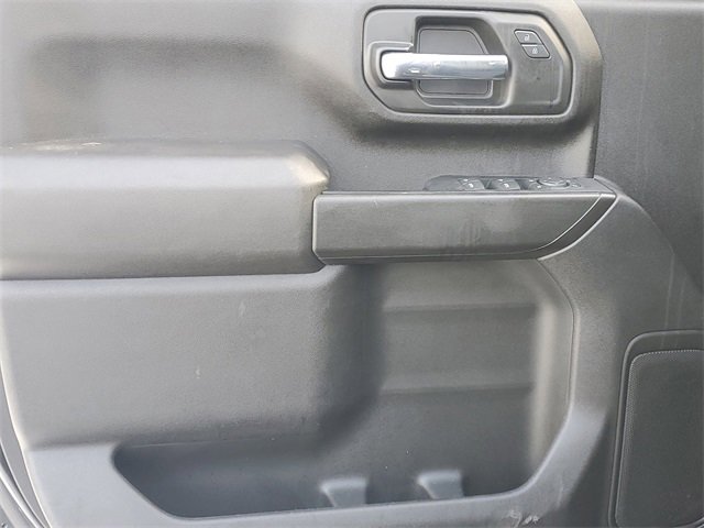 Used 2024 Chevrolet Silverado 2500 Custom w/ Custom Value Package image 15