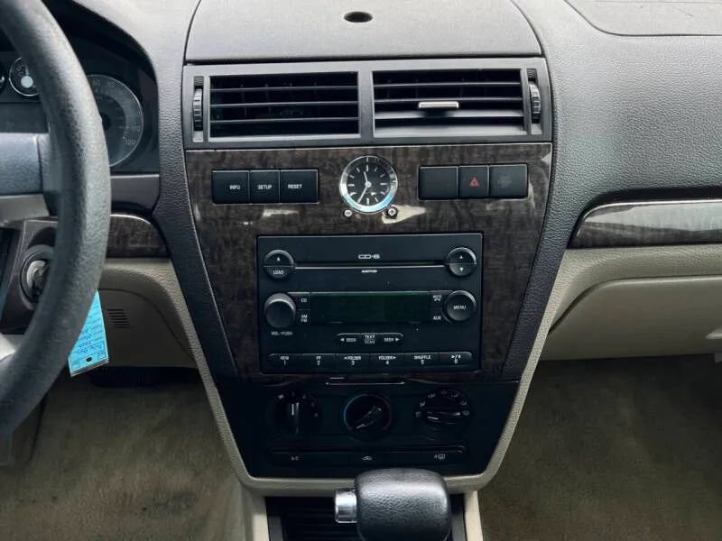 Used 2006 Mercury Milan Premier FWD image 19