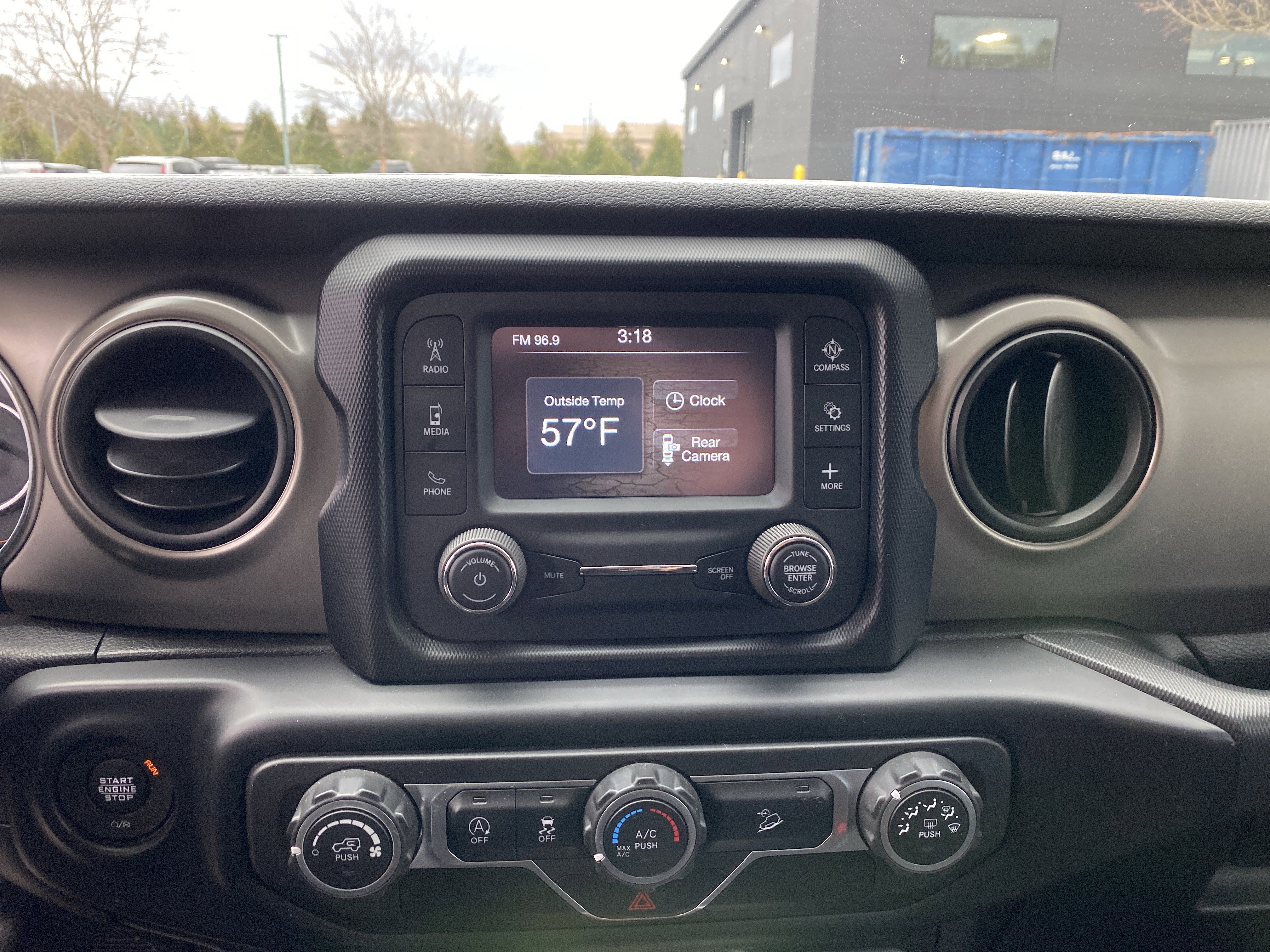 Used 2019 Jeep Wrangler Sport image 21