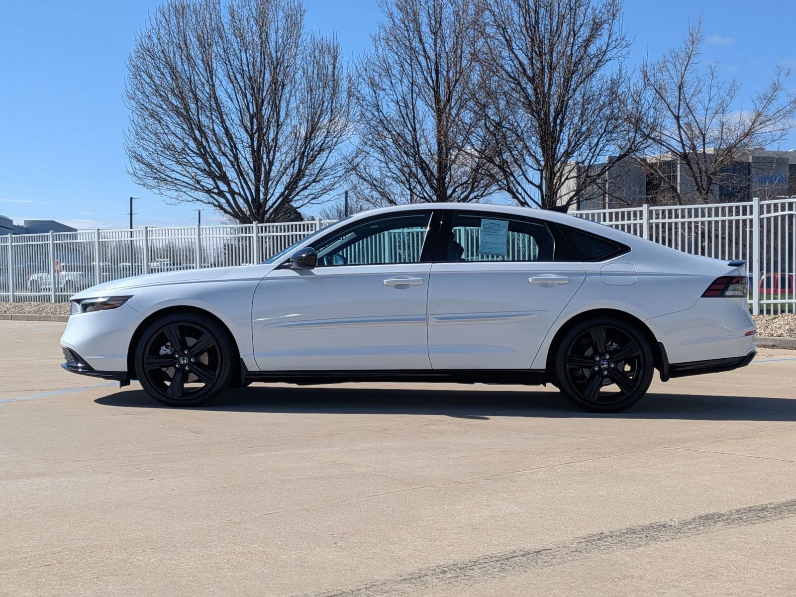 Used 2023 Honda Accord Sport image 9