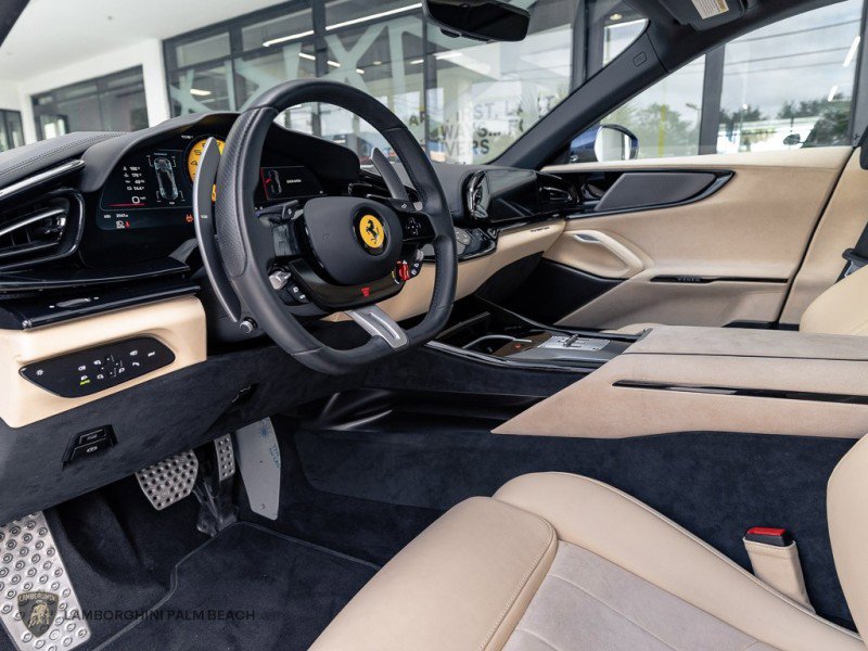 Used 2023 Ferrari Purosangue image 19